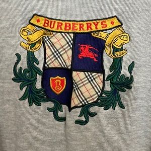 Burberry Crest grey crew neck Size XL
